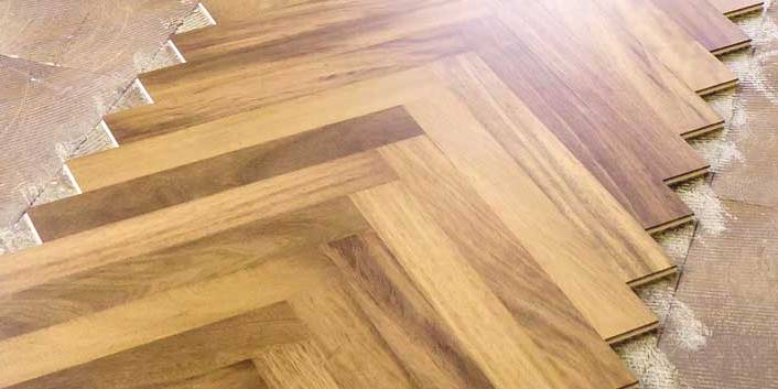 visgraat parket lijmen @city